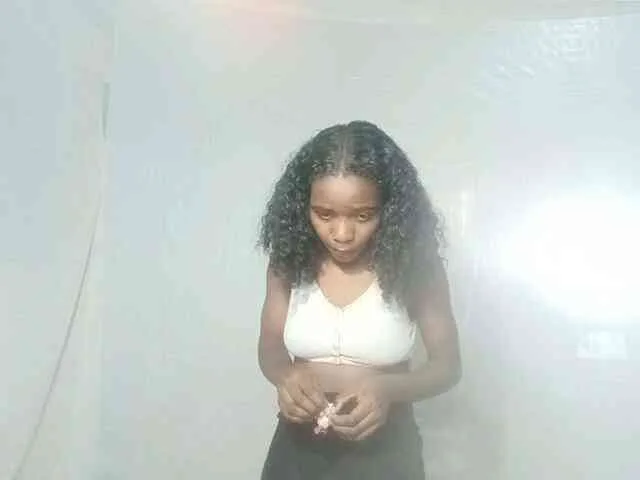 LandiQueen12