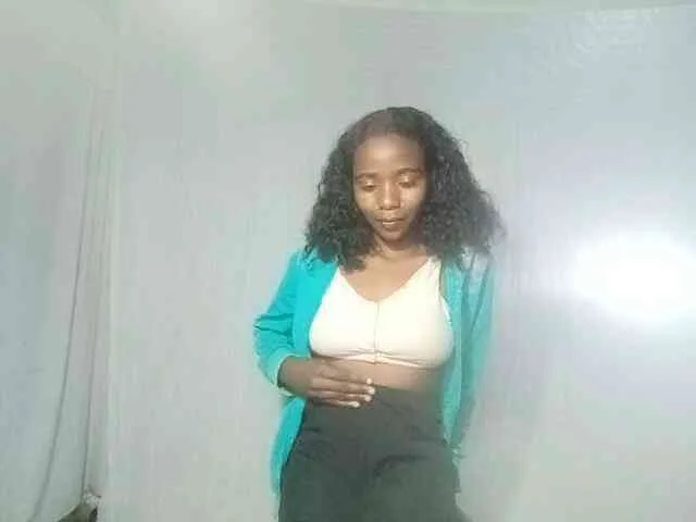 LandiQueen12