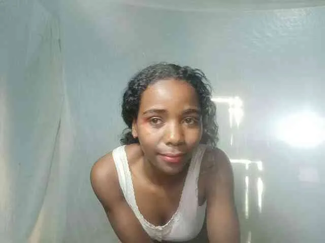 LandiQueen12
