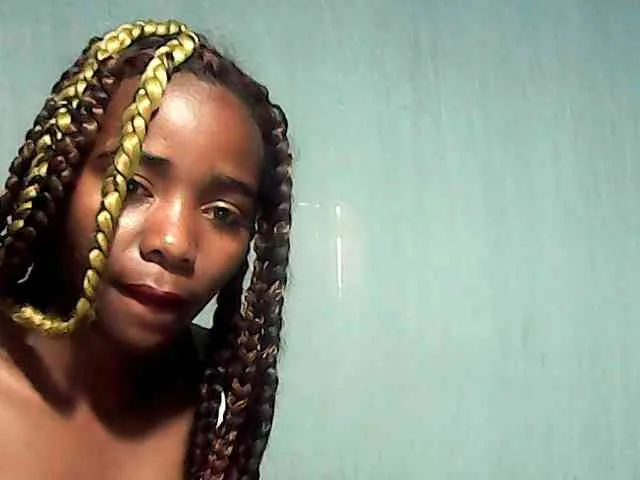 LandiQueen12