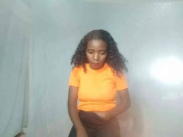 LandiQueen12