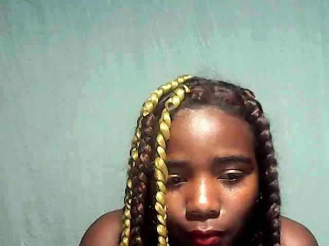 LandiQueen12