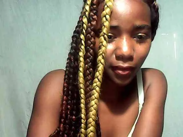 LandiQueen12