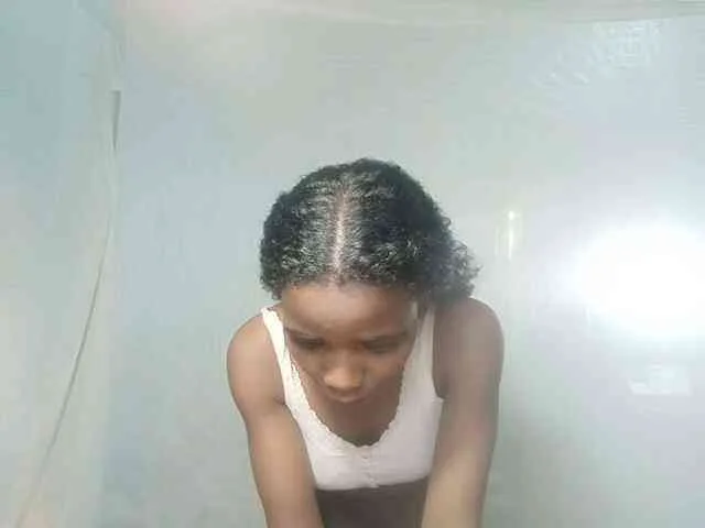 LandiQueen12