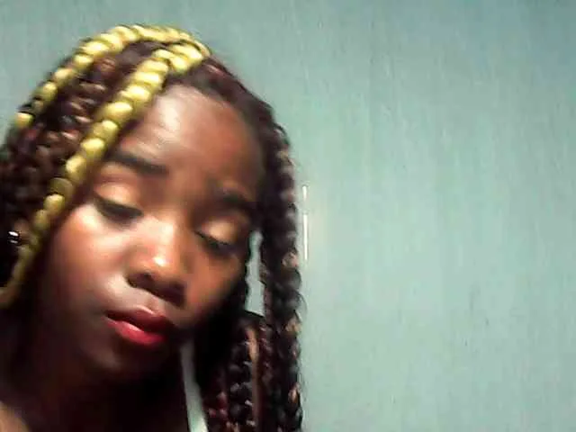 LandiQueen12