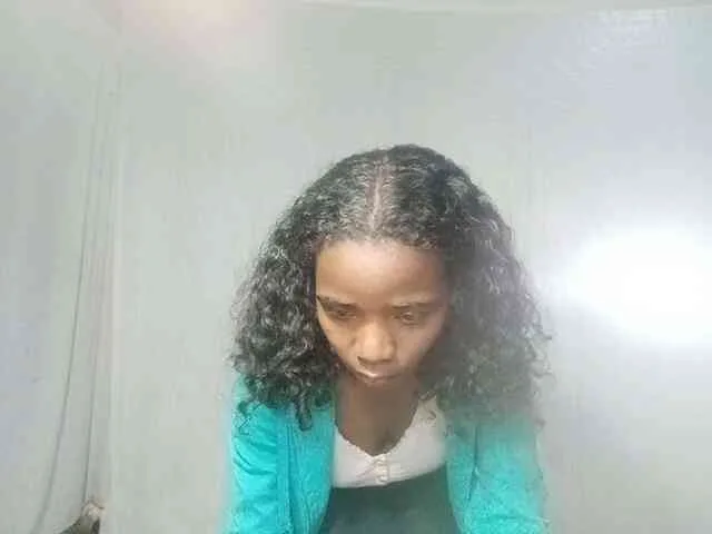LandiQueen12