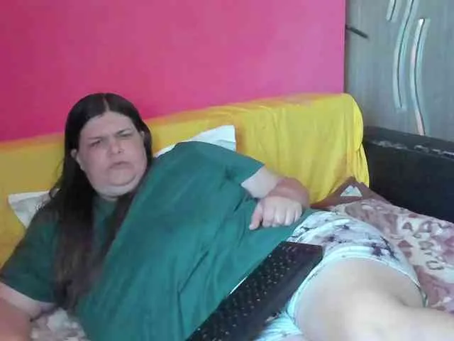 Ionysexylipspussy