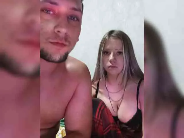 LOVELYTWINS