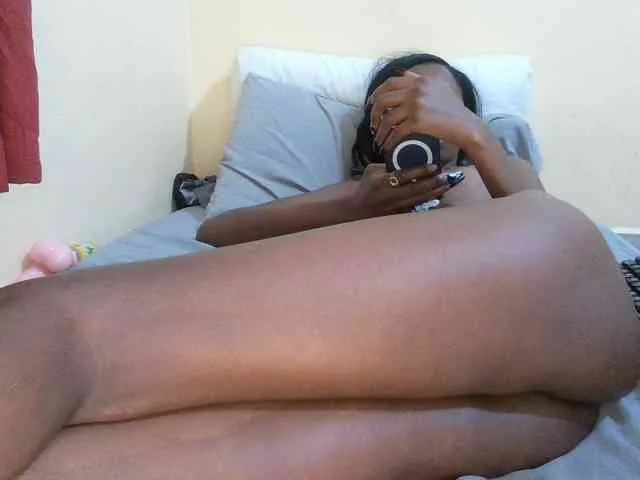 Velvetvixen-1