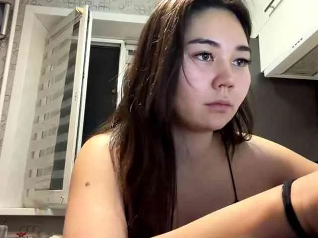 CrystaTakenaka