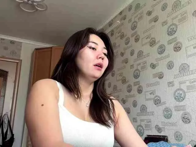 CrystaTakenaka