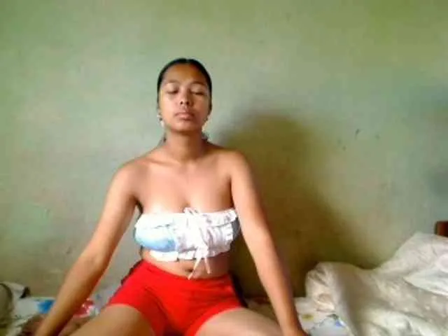 AmeliaHot