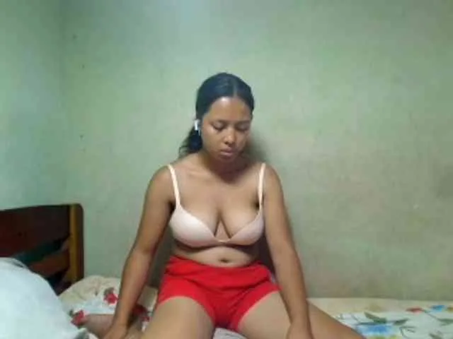 AmeliaHot