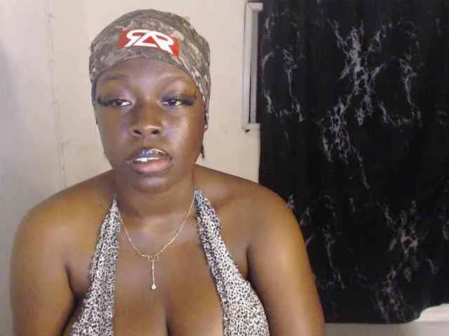 Eboni-hotboobs