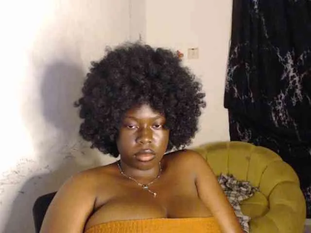Eboni-hotboobs