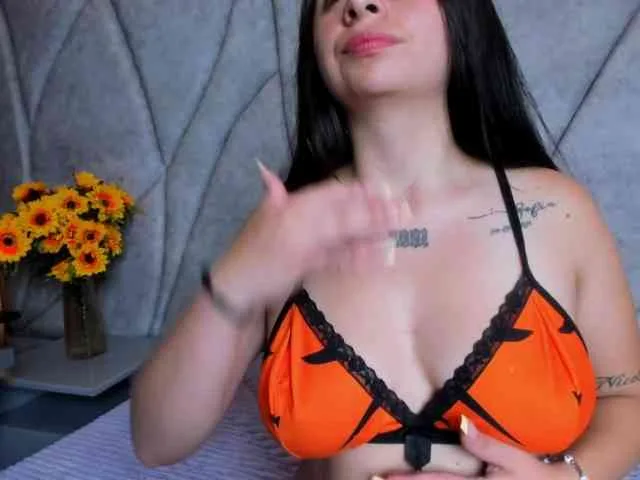 SofiaPetite