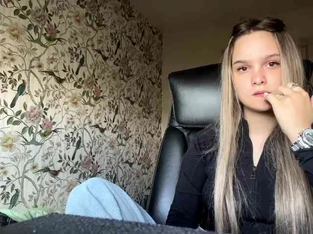 AnnaHoupt