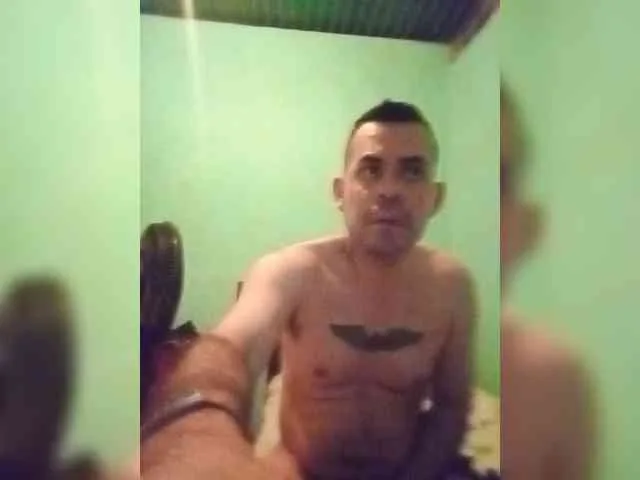 Oliverhot69