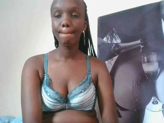 Naughtypetite1