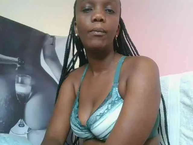 Naughtypetite1