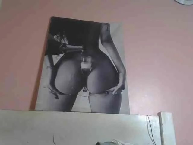 Naughtypetite1