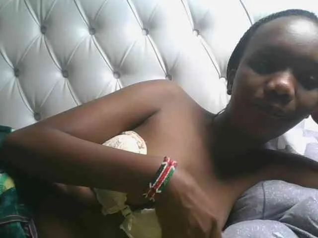 Naughtypetite1
