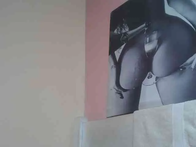 Naughtypetite1