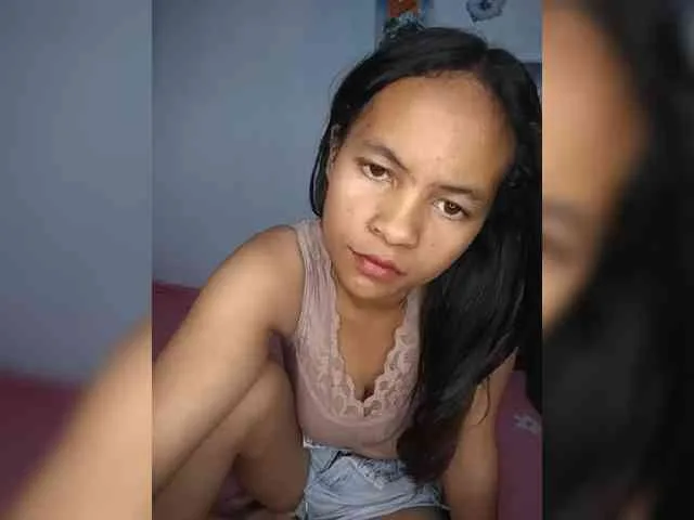 Sarah-71
