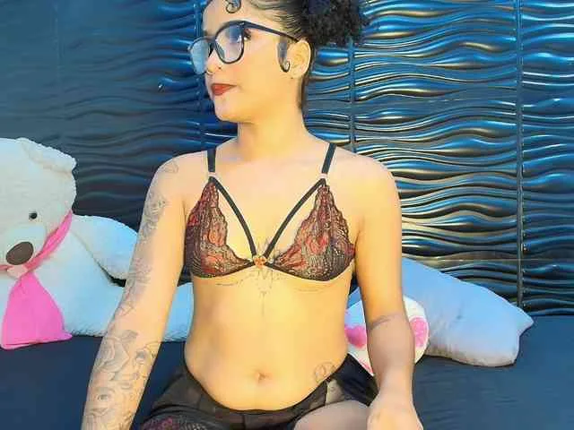 Perla-Brunettte