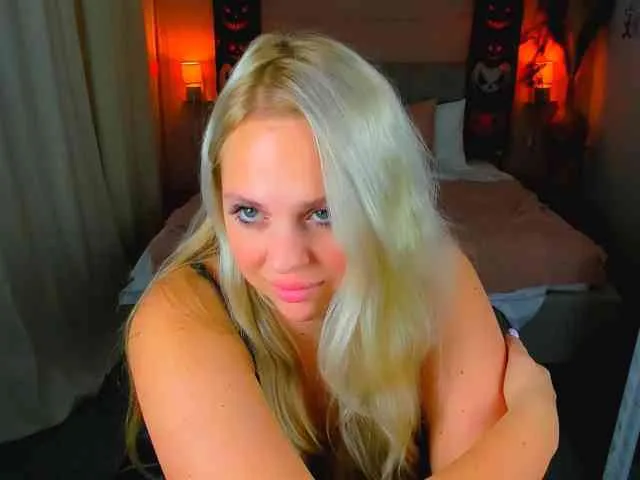 NikollaBlond