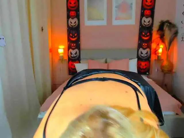 NikollaBlond