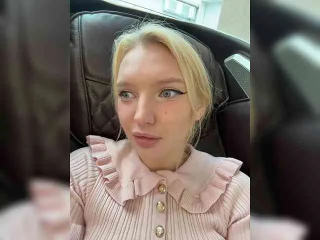 AmmmyInPublic