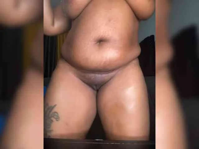 KinkyArya