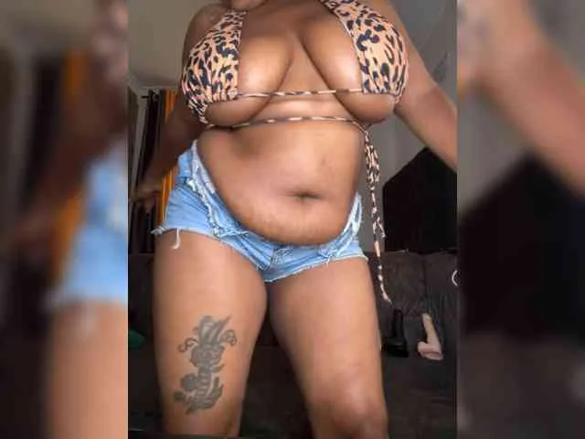 KinkyArya