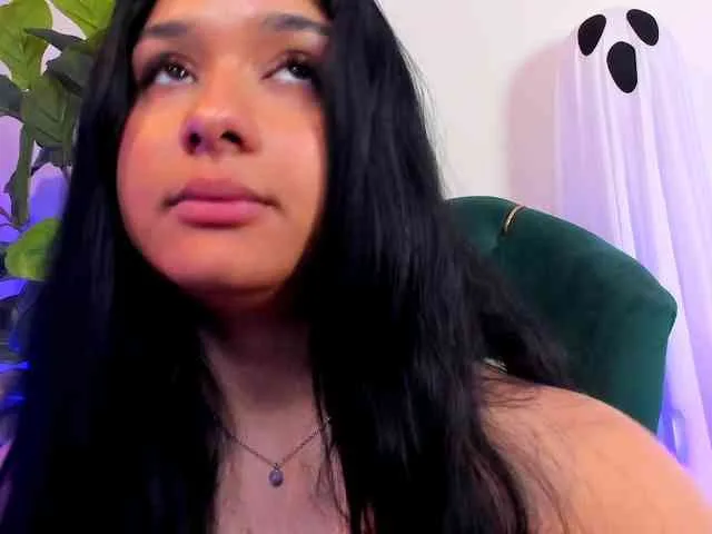 NaomiVelourX