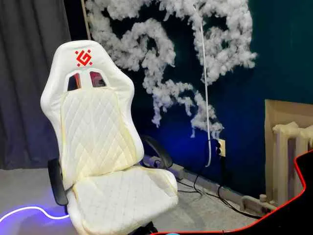 EmeliGlowr