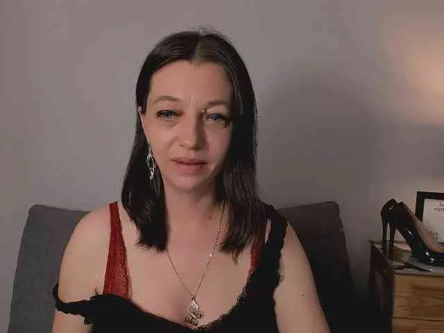 EdieHotLady